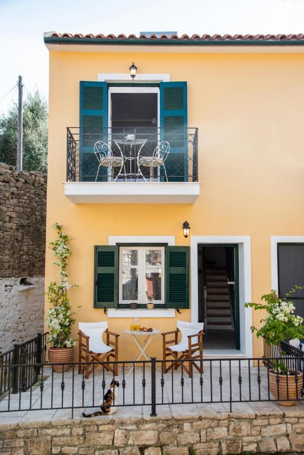 Maisonette Elena Longos  ภายนอก รูปภาพ